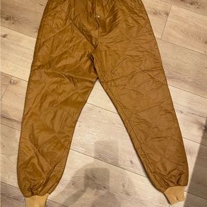 Insulated layering pants for hunting